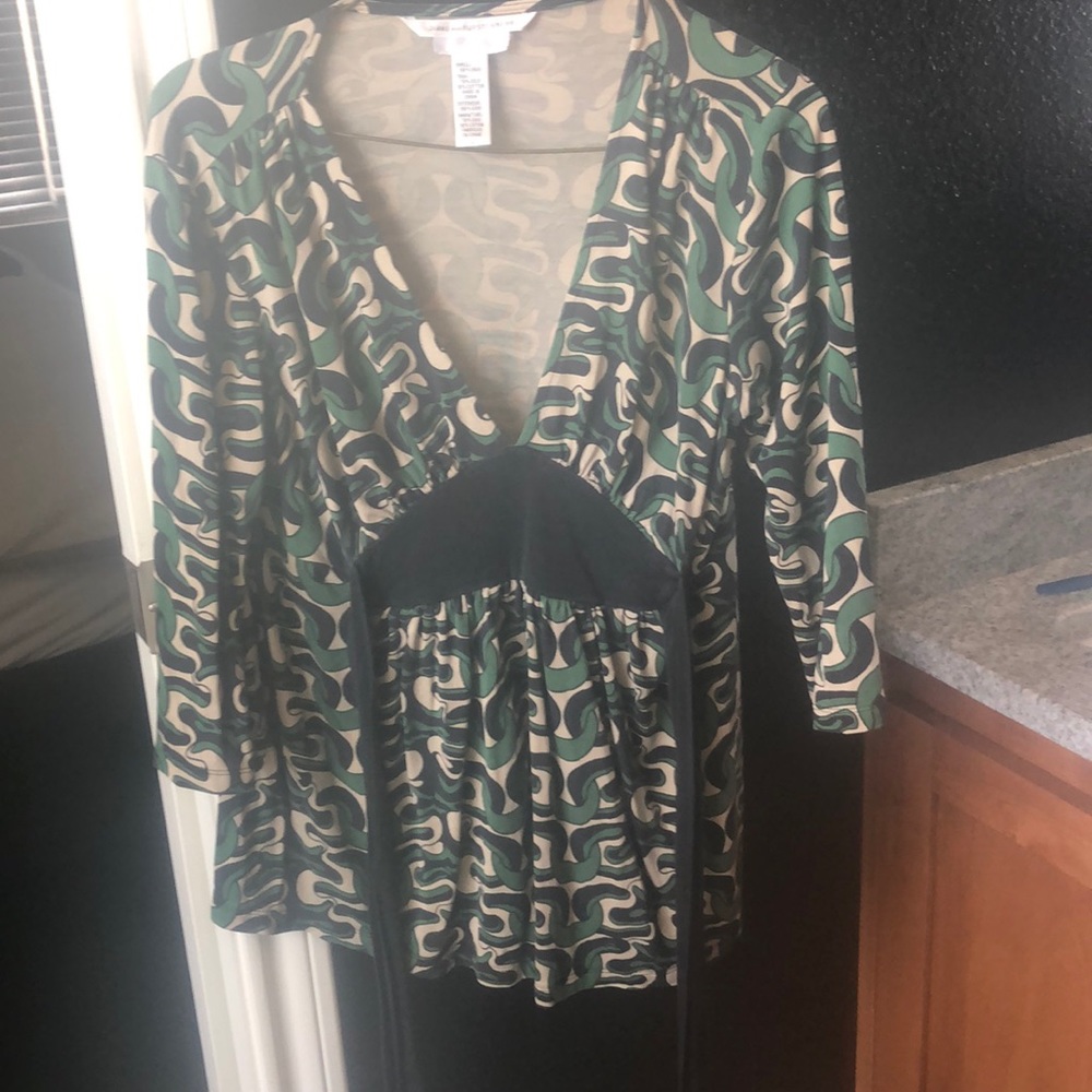 Dvf tie back top 3/4 sleeve silk large